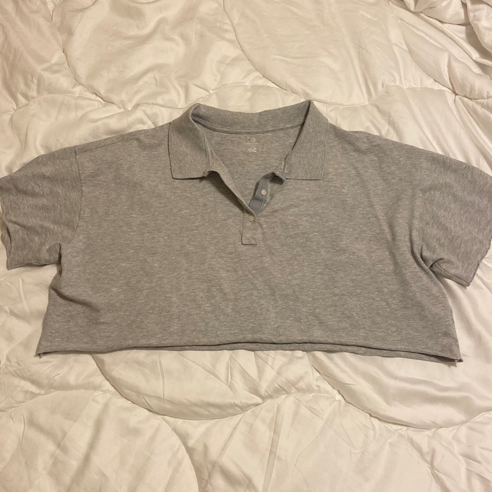 Heather Gray Cropped Collared Tee